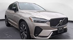 2025 Volvo XC60 B5 Plus Dark Theme