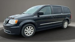 2016 Chrysler Town and Country Touring