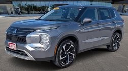 2023 Mitsubishi Outlander SE Special Edition