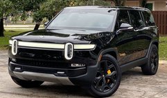 2023 Rivian R1S Adventure