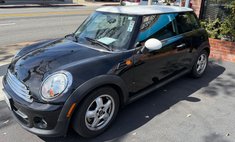 2011 MINI Cooper Base