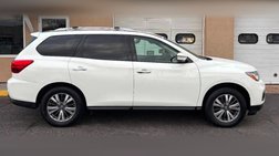 2018 Nissan Pathfinder SV