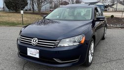 2014 Volkswagen Passat SE with Sunroof 1.8