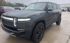 2023 Rivian R1S Adventure