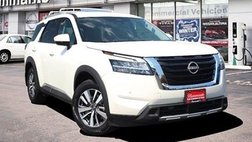 2024 Nissan Pathfinder SL