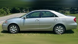 2004 Toyota Camry LE