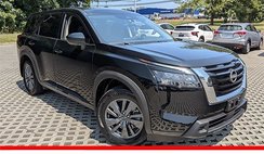 2024 Nissan Pathfinder S