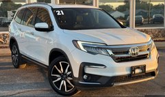 2021 Honda Pilot Touring w/Rear Captain's Chairs