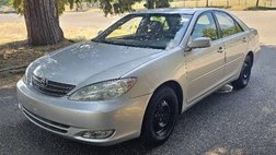2005 Toyota Camry LE FWD