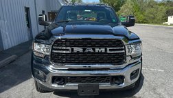 2025 Ram SLT