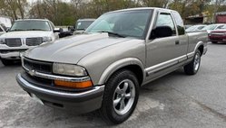 2000 Chevrolet S-10 LS
