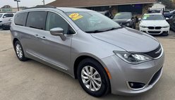 2017 Chrysler Pacifica Touring L FWD