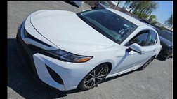 2020 Toyota Camry SE