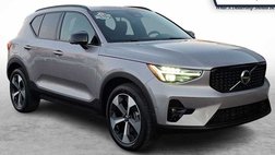 2026 Volvo XC40 B5 Plus