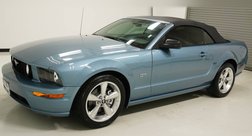 2006 Ford Mustang GT Deluxe