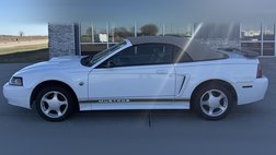 2004 Ford Mustang Deluxe