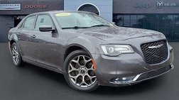 2016 Chrysler 300 S