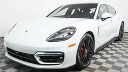 2023 Porsche Panamera GTS