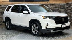 2023 Honda Pilot EX-L w/Rear Captain's Chairs