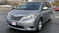 2015 Toyota Sienna LE