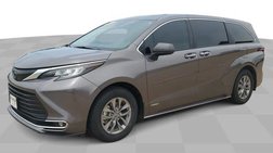 2021 Toyota Sienna XLE 7-Passenger