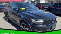 2021 Volvo XC40 T5 R-Design