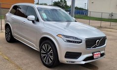 2022 Volvo XC90 T6 Momentum 7-Passenger