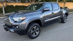 2017 Toyota Tacoma TRD Sport