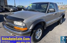 2002 Chevrolet S-10 LS