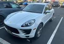 2018 Porsche Macan Base