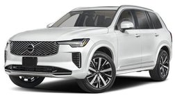 2025 Volvo XC90 B5 Plus Bright Theme 7P