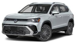 2025 Volkswagen Taos SE 4Motion