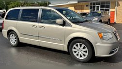 2014 Chrysler Town and Country Touring