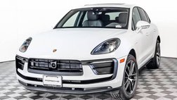 2025 Porsche Macan T