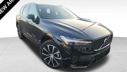 2023 Volvo XC60 B5 Plus Dark Theme