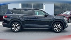 2025 Volkswagen Atlas SE