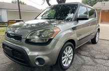 2012 Kia Soul +