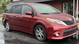 2017 Toyota Sienna SE 8-Passenger