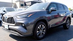2022 Toyota Highlander Hybrid XLE