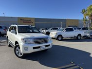 2015 Toyota Land Cruiser Base