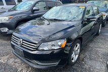 2014 Volkswagen Passat SE 1.8