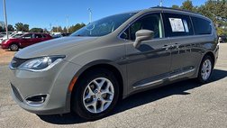 2020 Chrysler Pacifica Touring L Plus