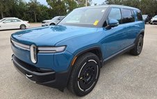 2025 Rivian R1S Adventure