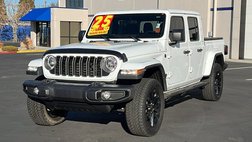 2025 Jeep Gladiator NightHawk