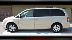 2010 Chrysler Town and Country Touring