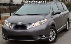2017 Toyota Sienna XLE