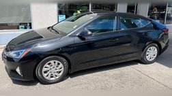 2020 Hyundai Elantra SE