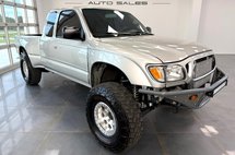2004 Toyota Tacoma Base
