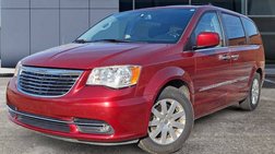 2016 Chrysler Town and Country Touring