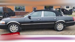 2005 Lincoln Town Car Signature Limited